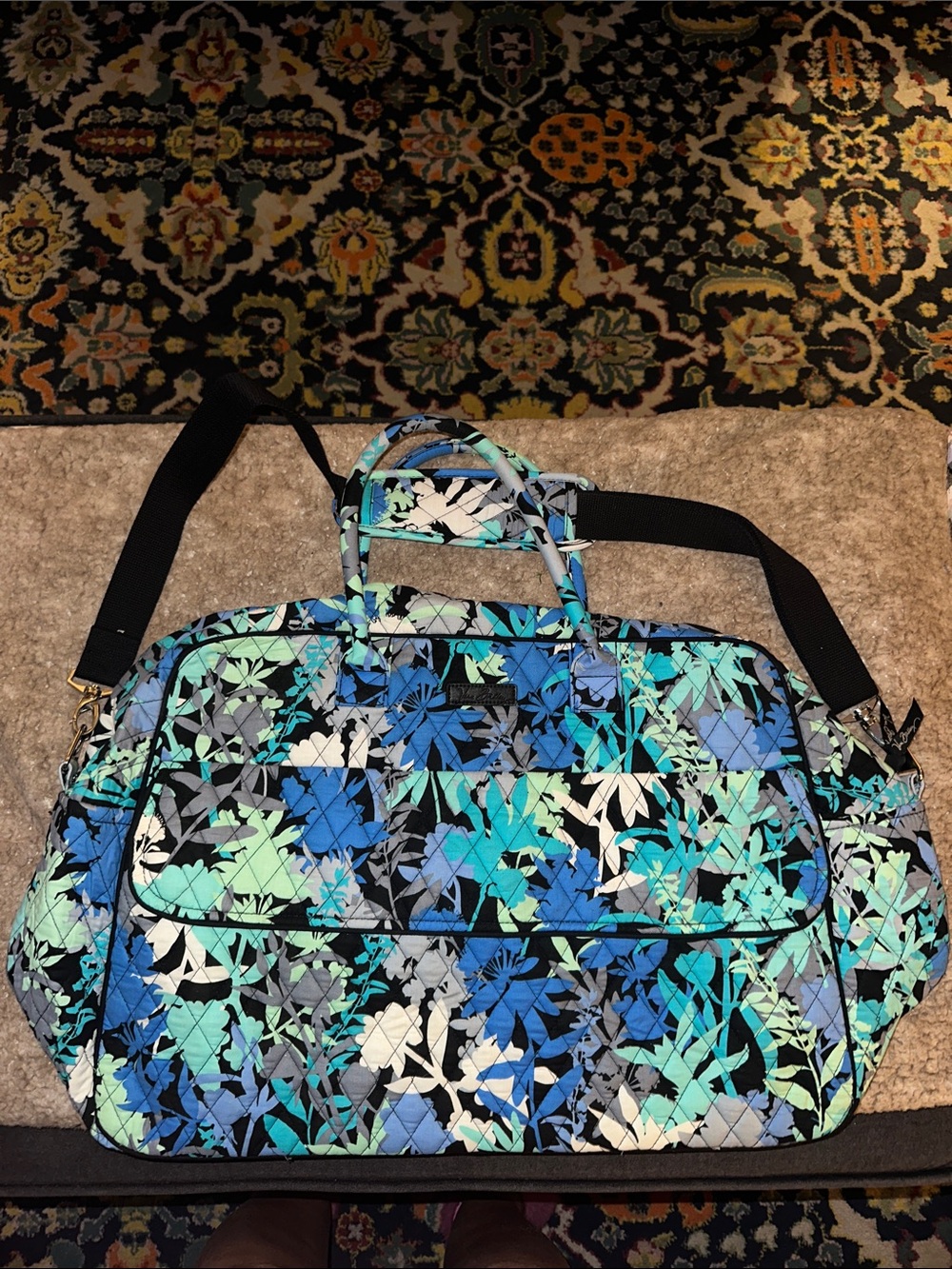Vera Bradley- Quilted Floral Travel Tote Bag in Blue/Teal